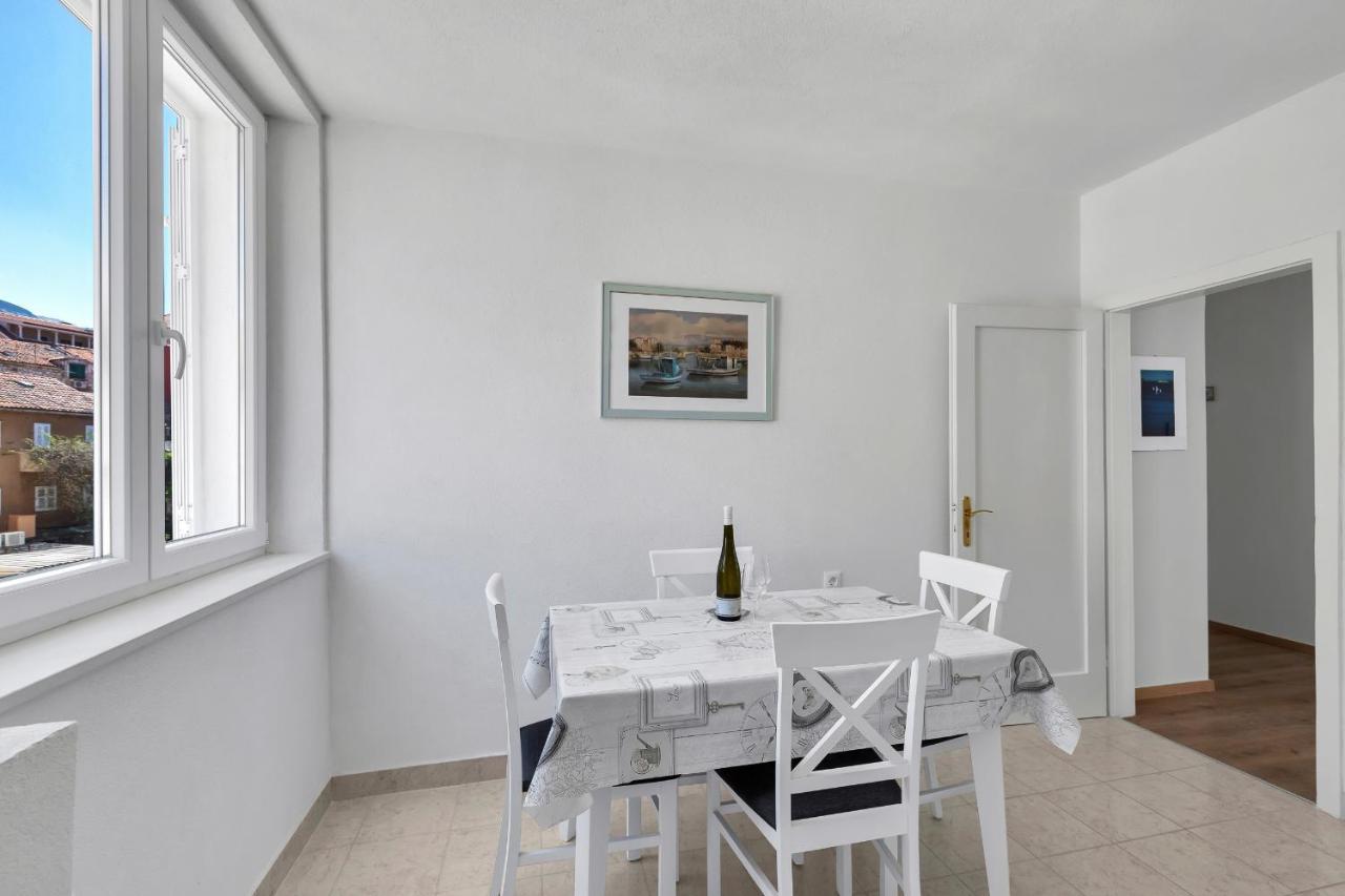 Apartment Riva Makarska Exteriör bild