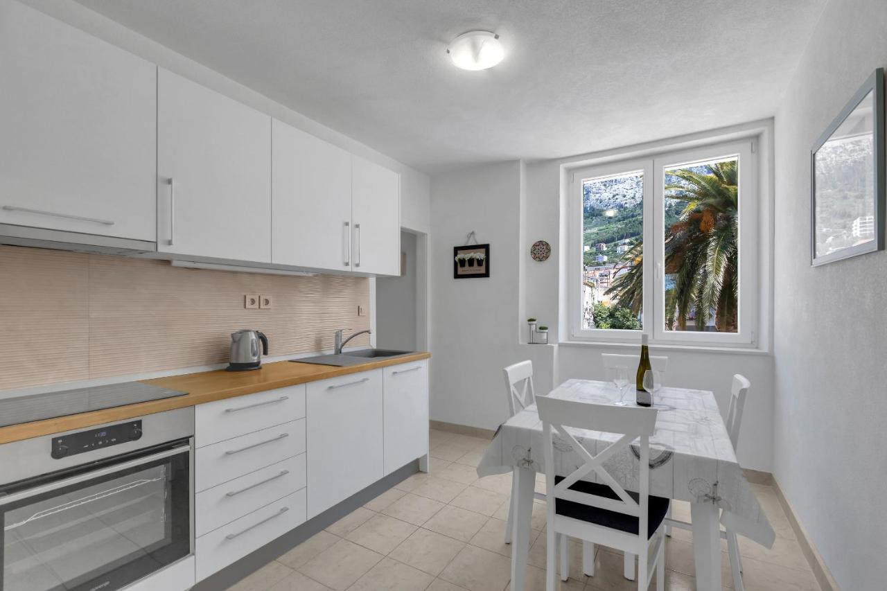 Apartment Riva Makarska Exteriör bild