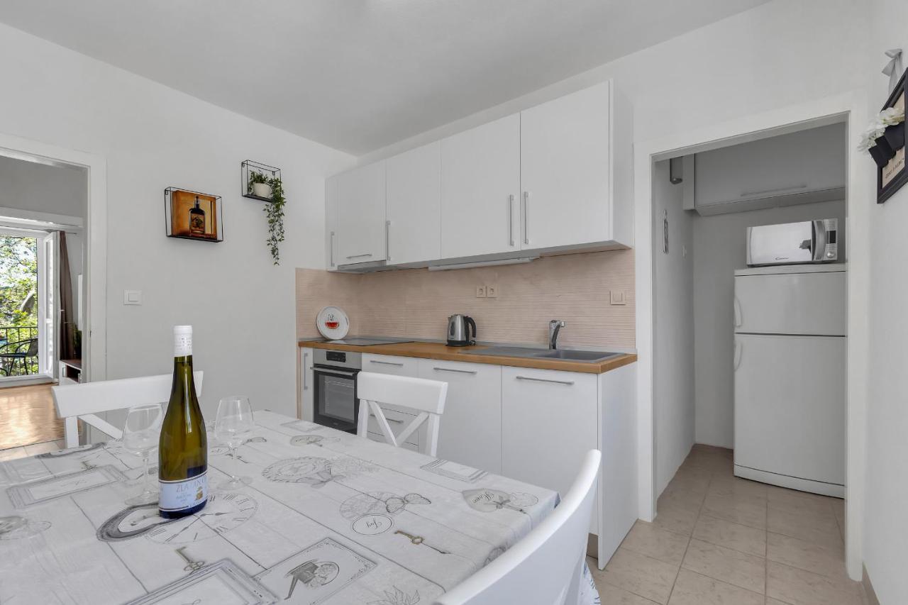 Apartment Riva Makarska Exteriör bild