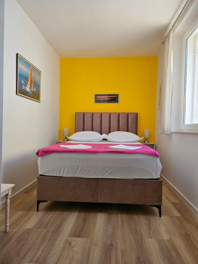 Apartment Riva Makarska Exteriör bild